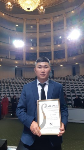 Мунко Батомункуев стал лауреатом I степени фестиваля-конкурса "Орфей-2022" в Грозном