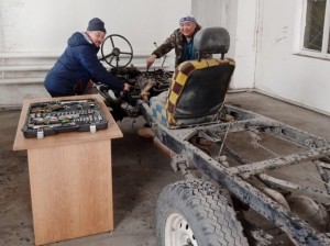 В Агинском собирают и ремонтируют машины для отправки на СВО