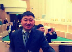 Чингису Бальжинимаеву передан мандат депутата Законодательного Собрания Забайкальского края